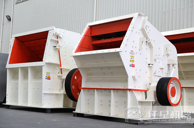 反擊破碎機(jī)實(shí)拍圖片 反擊破碎機(jī)實(shí)拍圖片