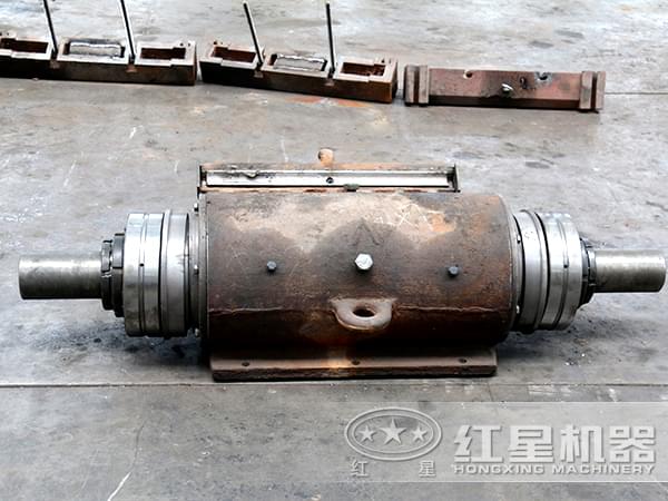顎式破碎機(jī)主軸