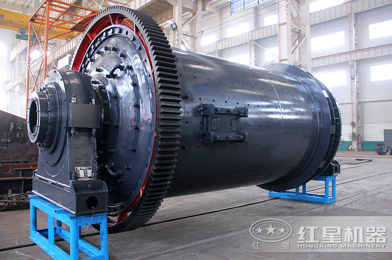 中型新型節(jié)能球磨機(jī)