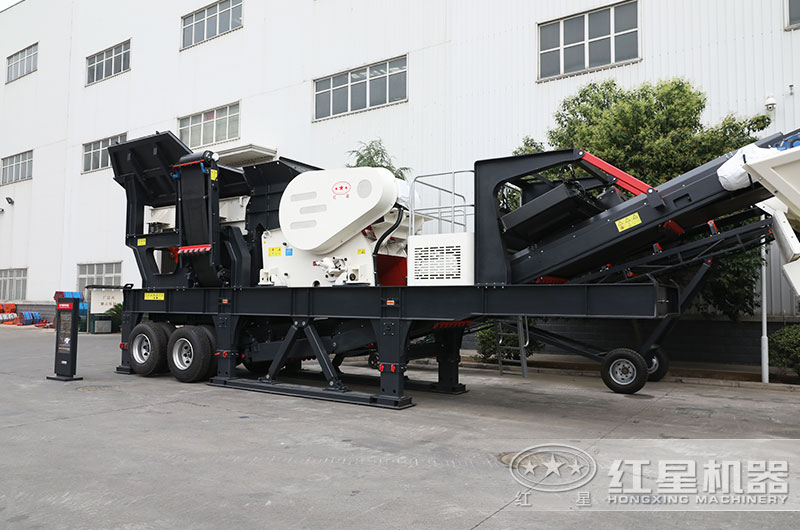 移動(dòng)式粉碎機(jī)圖片 移動(dòng)式粉碎機(jī)圖片