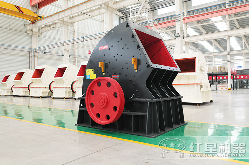 錘式碎石機(jī)圖片