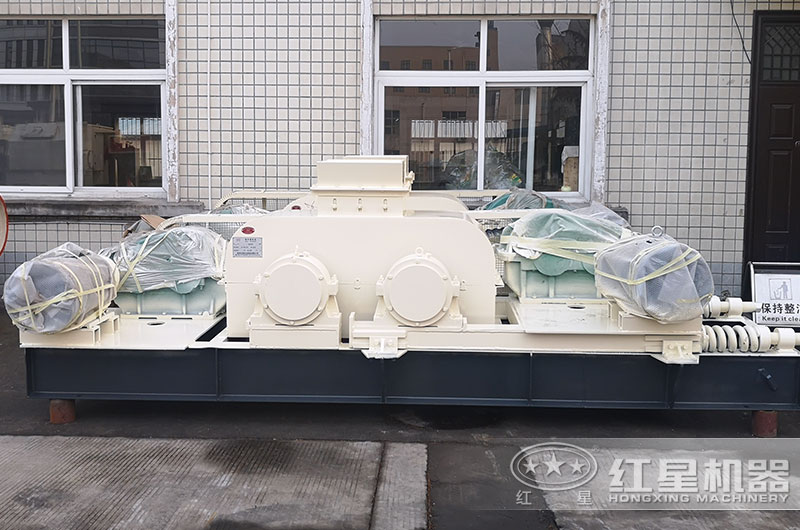 小型對輥制砂機圖片