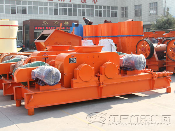 對(duì)輥石料破碎設(shè)備