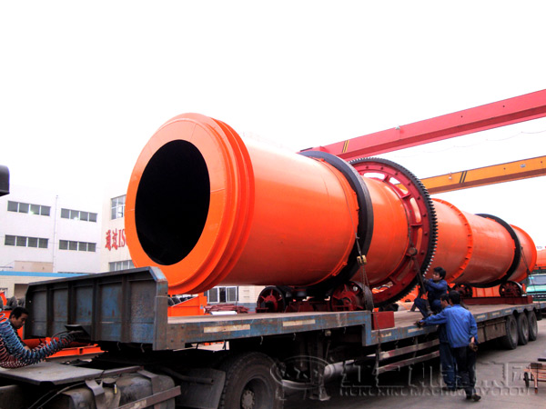 頁巖烘干機(jī)發(fā)貨現(xiàn)場(chǎng) 頁巖烘干機(jī)發(fā)貨現(xiàn)場(chǎng)