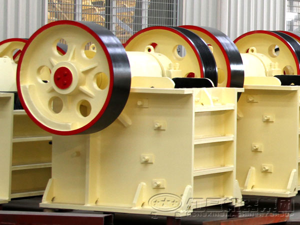 鏡鐵礦破碎設(shè)備