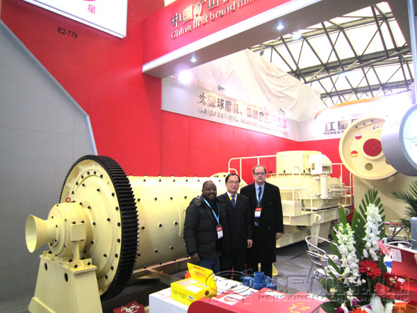 鉛鋅礦球磨機(jī)品牌展示