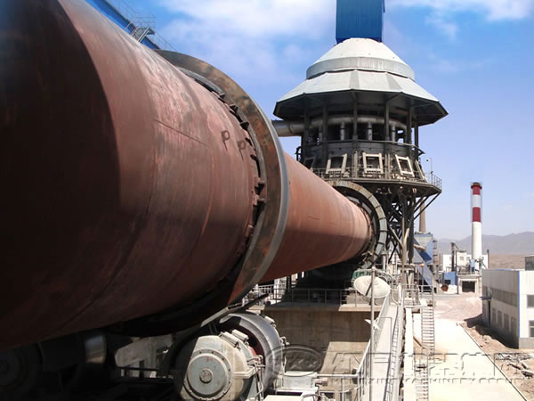 鈦白粉回轉(zhuǎn)窯生產(chǎn)現(xiàn)場