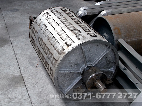 赤鐵礦干選設(shè)備之磁輥筒