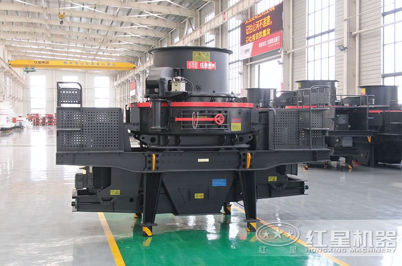 沖擊式碎石機(jī)圖片 沖擊式碎石機(jī)圖片