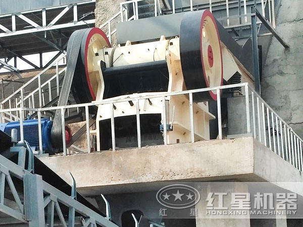 山東客戶破碎現(xiàn)場(chǎng)圖 山東客戶破碎現(xiàn)場(chǎng)圖