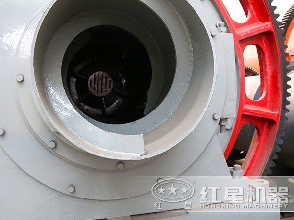 間歇式陶瓷球磨機內(nèi)部結(jié)構(gòu)圖 間歇式陶瓷球磨機內(nèi)部結(jié)構(gòu)圖