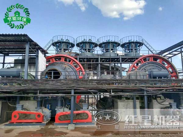 節(jié)能環(huán)保型球磨機(jī)的客戶(hù)現(xiàn)場(chǎng) 節(jié)能環(huán)保型球磨機(jī)的客戶(hù)現(xiàn)場(chǎng)