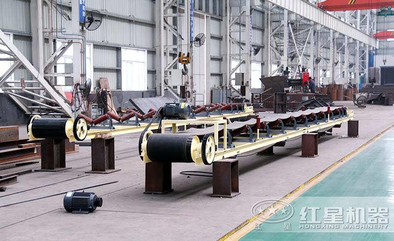 皮帶輸送機(jī)