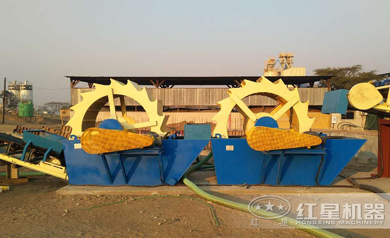 洗砂機(jī)現(xiàn)場作業(yè)圖 洗砂機(jī)現(xiàn)場作業(yè)圖
