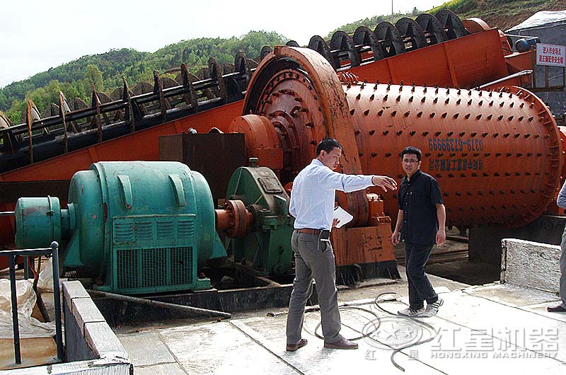 可通過不同的方法控制球磨機的出料細度 可通過不同的方法控制球磨機的出料細度