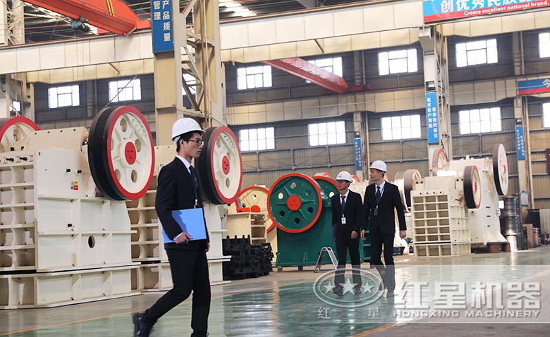 用戶參觀紅星機械廠車間