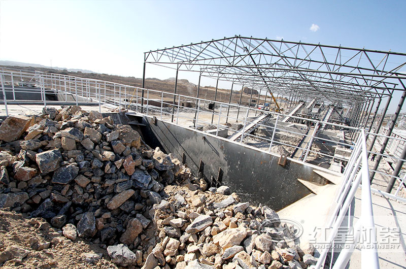 加工碎石現(xiàn)場