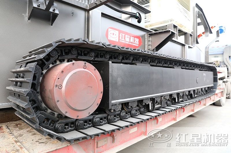 履帶式移動制砂機(jī) 履帶式移動制砂機(jī)