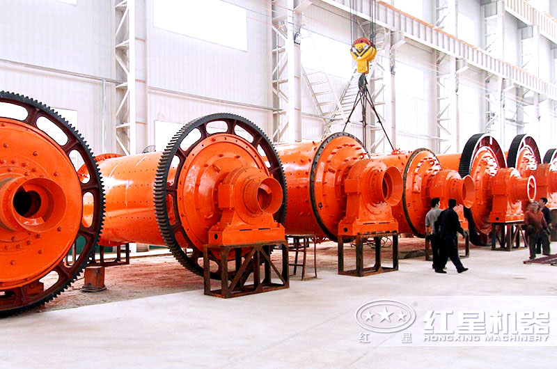 用戶參觀紅星球磨機(jī)車間