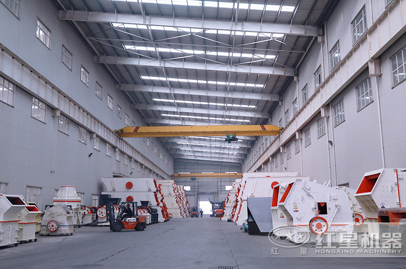 紅星機(jī)器破碎車間合影 紅星機(jī)器破碎車間合影