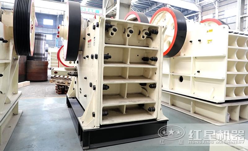 HD德版顎式破碎機 HD德版顎式破碎機