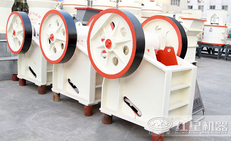 400x600顎式破碎機展示