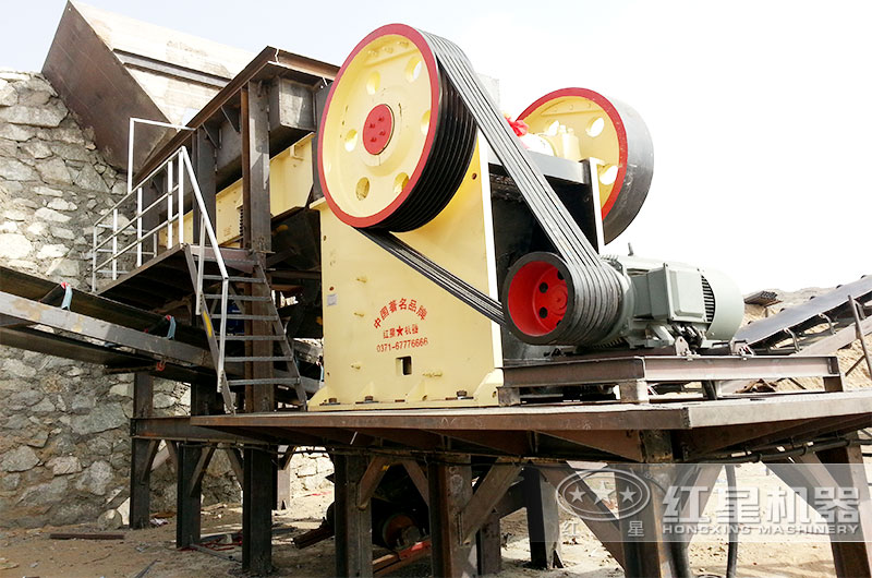 250×400鄂破碎機現(xiàn)場圖