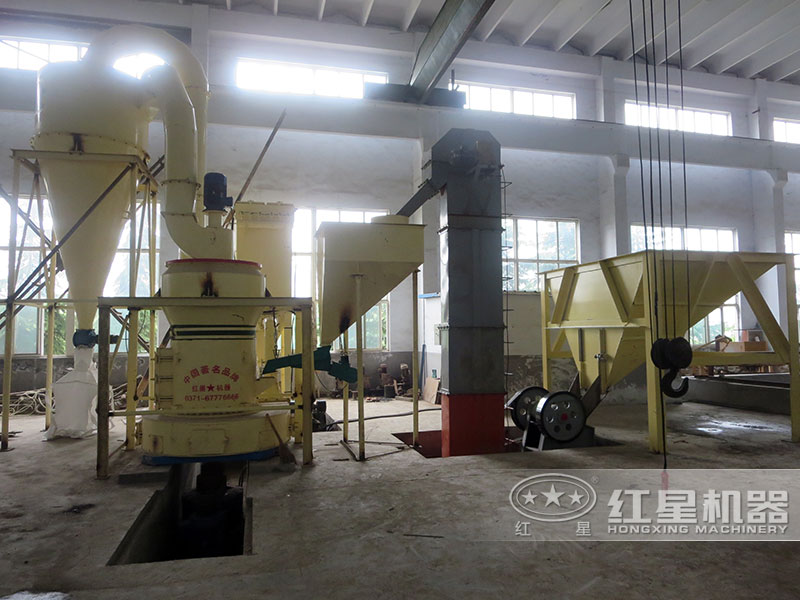 磨粉生產(chǎn)現(xiàn)場實拍