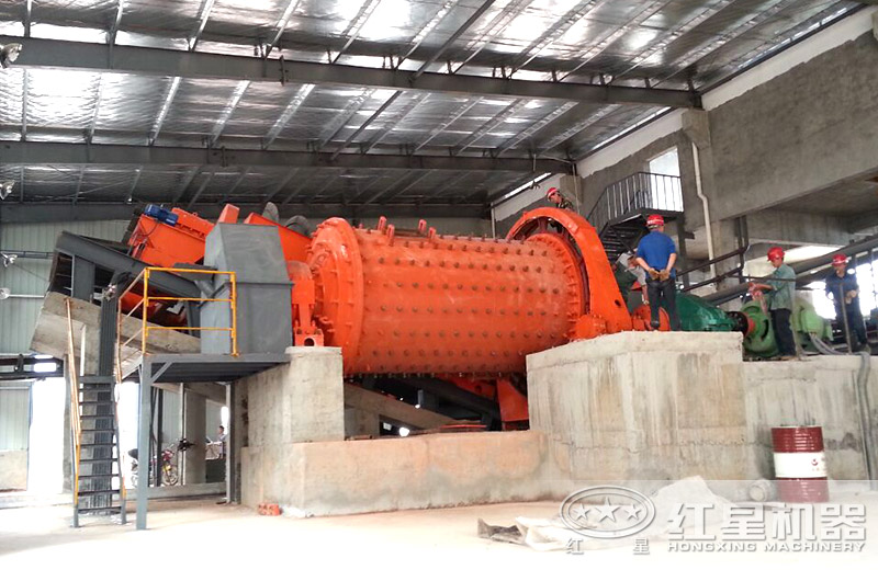 紅星球磨機安裝現(xiàn)場