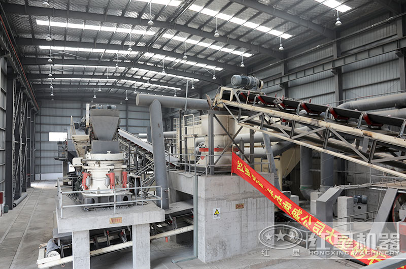 大型碎石機(jī)生產(chǎn)現(xiàn)場(chǎng)