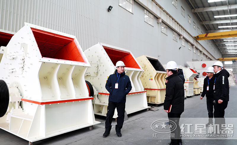 客戶來(lái)廠參觀錘破