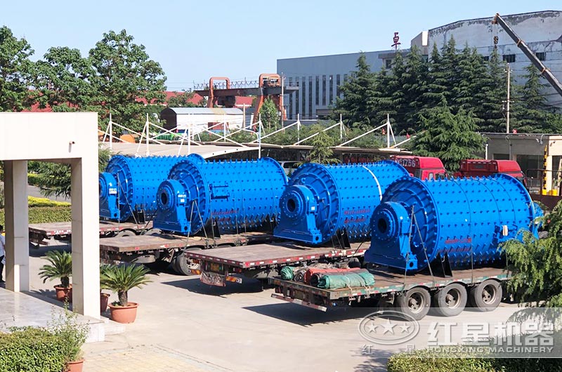 鐵礦石球磨機(jī)裝車準(zhǔn)備發(fā)貨 鐵礦石球磨機(jī)裝車準(zhǔn)備發(fā)貨